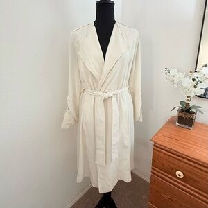 Tahari Women’s Travertine Wrap Coat in Light Cream (Size S/P) NWT